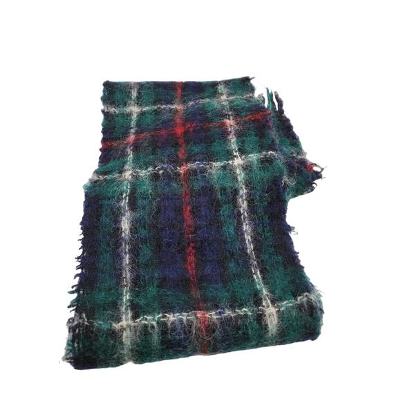 Cadaz Mohair and Wool Blend Tartan Plaid Scarf 70x9 Made in Scotland Green & Red - Picture 3 of 8